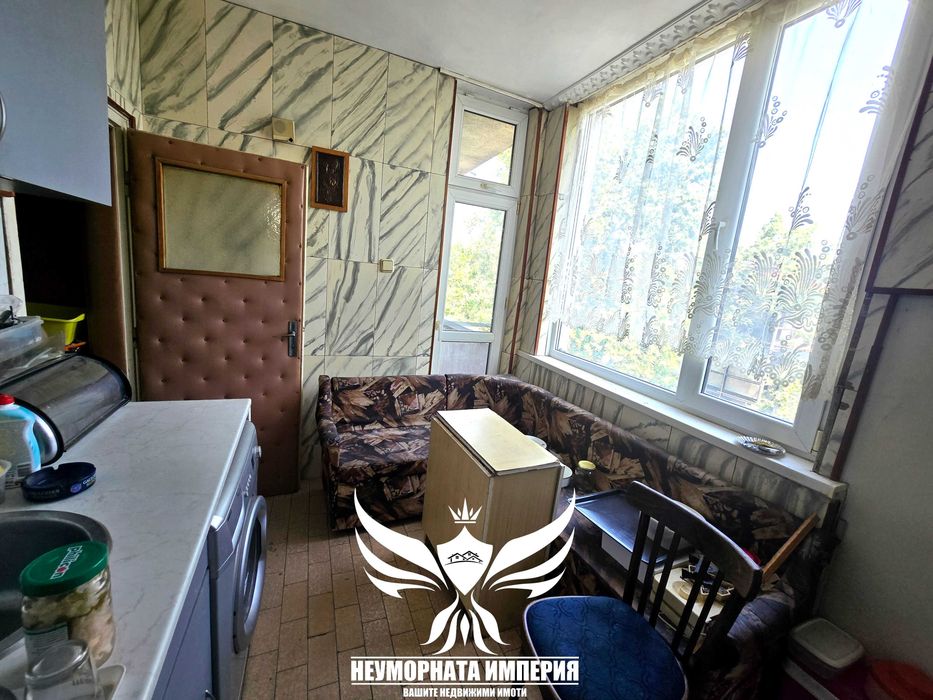 Продавам тристаен апартамент 71кв.м. на 4 етаж в Асеновград до Месокомбината - снимка 13