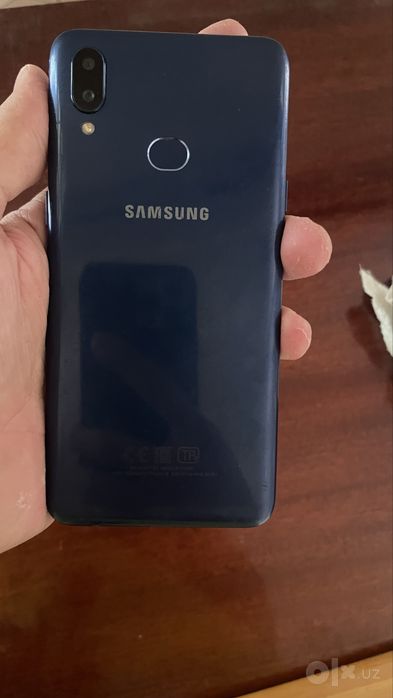 Samsung A10s.