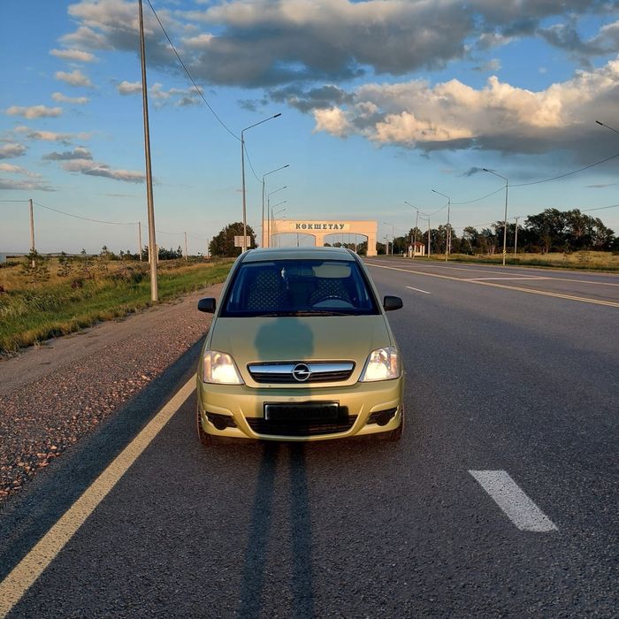 Продам автомобиль Opel Meriva