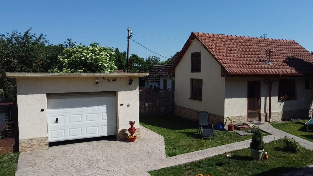 Oportunitate rara: Casa zona Titulescu cu teren generos 37.48 Ar