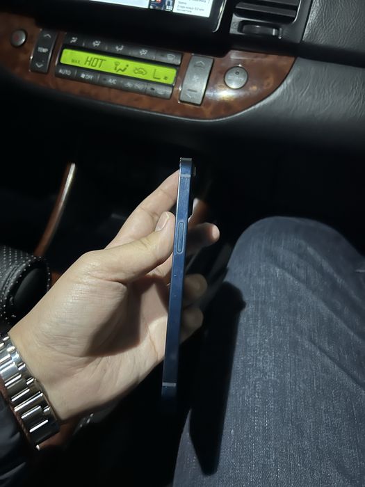 Айфон 13 128 г6 iPhone Apple  только айфо