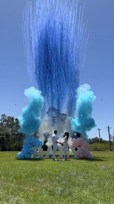 Artificii gender reveal fumigene colorate