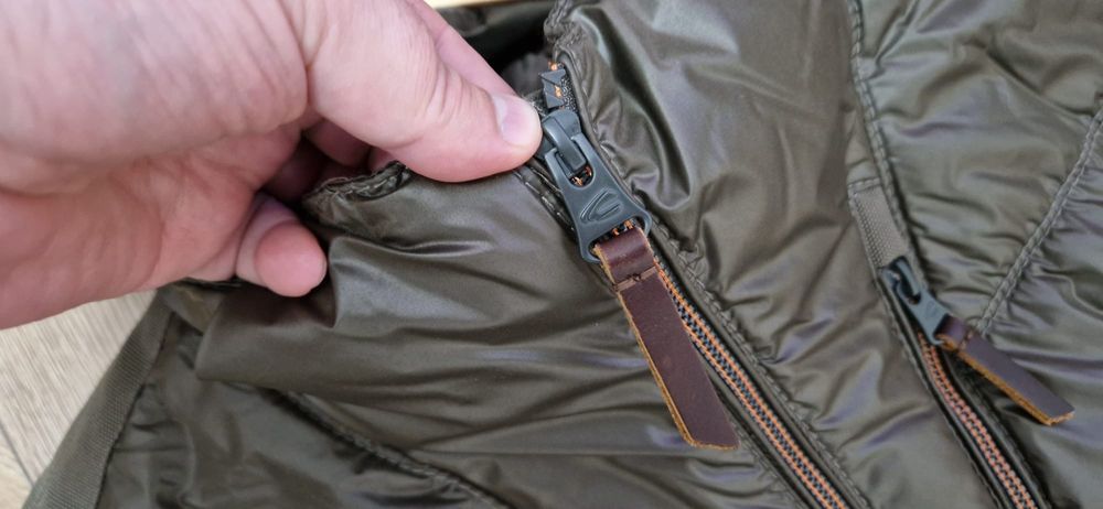 Geaca Camel Active,XXL,nouă fără eticheta ,glugă detasabila