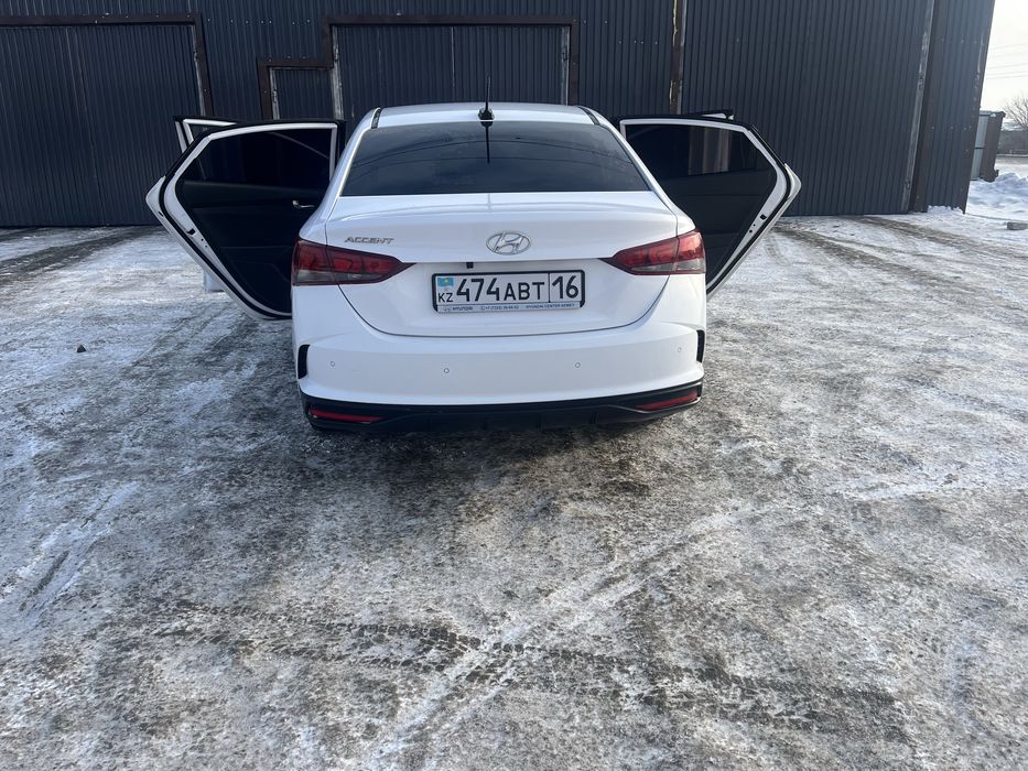 Продам Hyundai Accent 2021