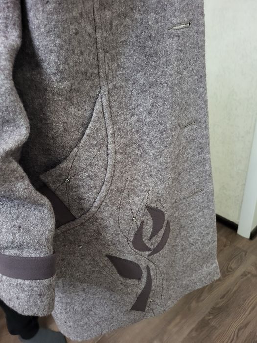 Продам женское пальто
