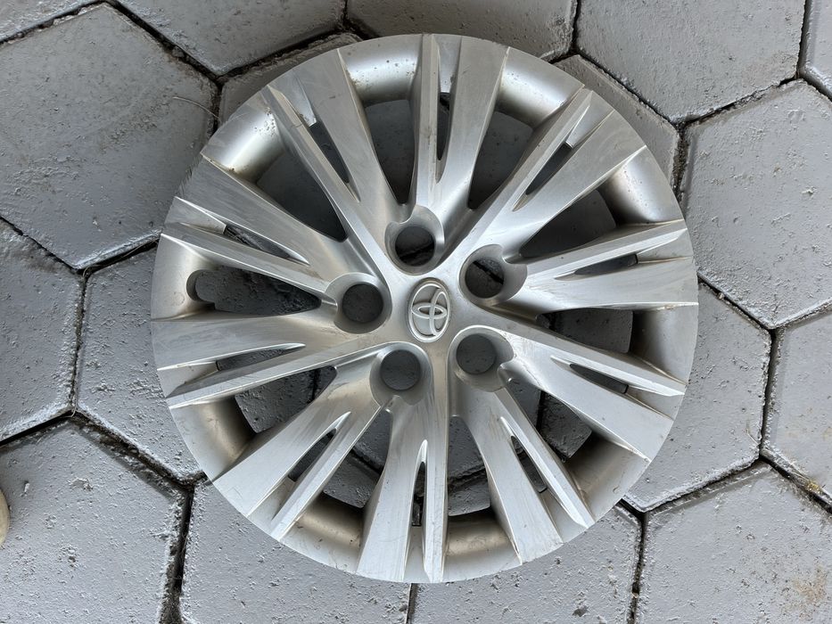 Диски с колпаками R16 Toyota