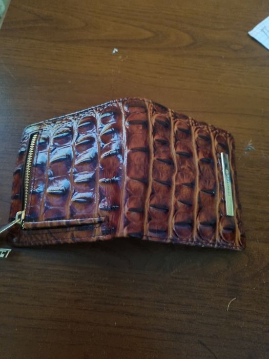 Портмоне женское.