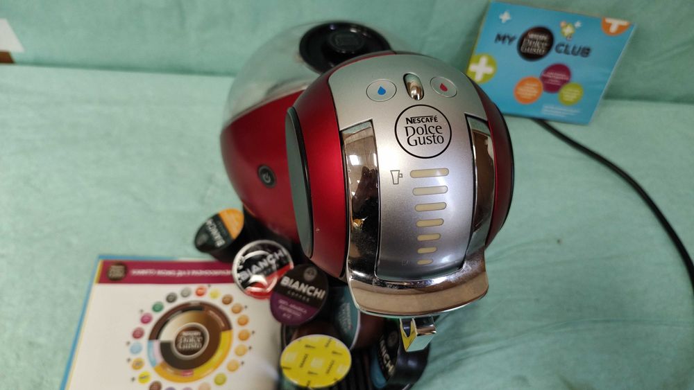 Кафемашина с гаранция 1 година NESCAFÉ® Krups automat Melody.Red