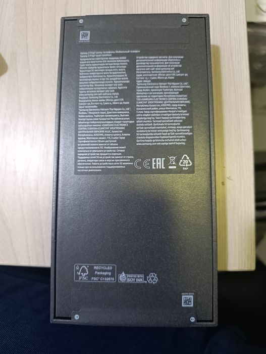 Samsung Z Flip 7  12/256gb