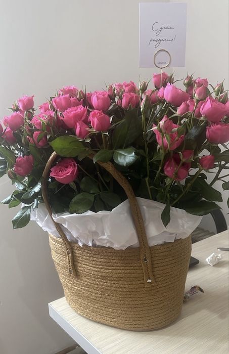 букет из кустовых роз