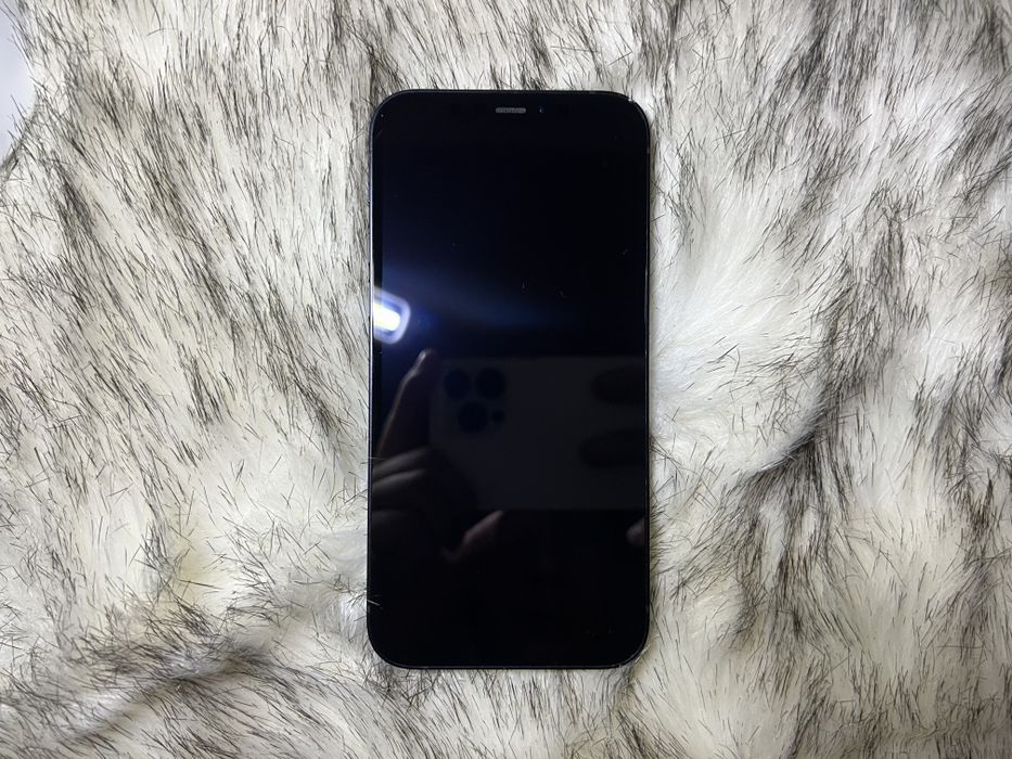 iPhone 12 64GB, bateria schimbata + Apple MagSafe Battery cadou