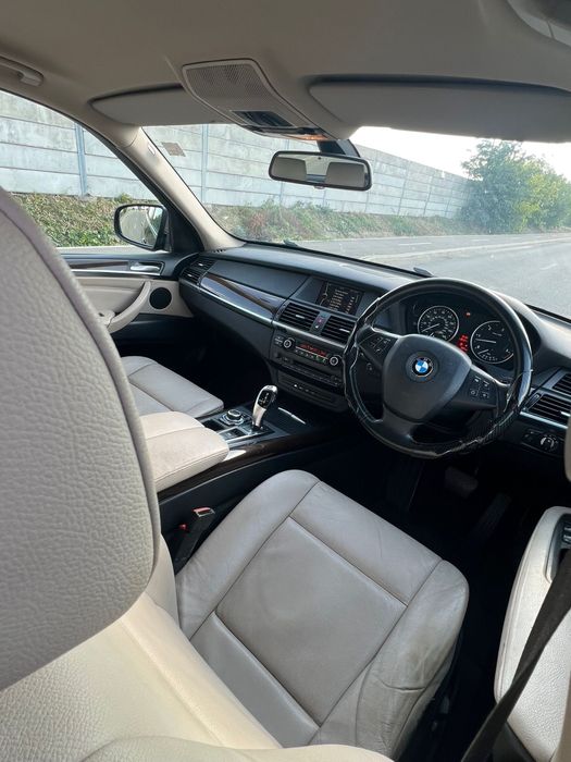 Bmw x5 e70 facelift  3,0d.   Fara motor si cutie