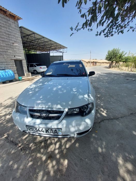 Mashina sotiladi yili 2014 narxi 65 mln