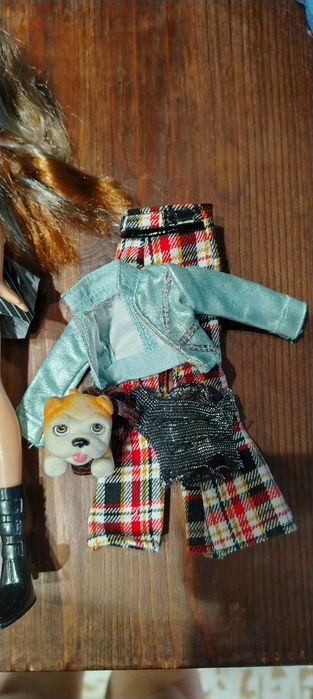 Куклы Bratz, Братц Ясмин Панк Yasmin Punk