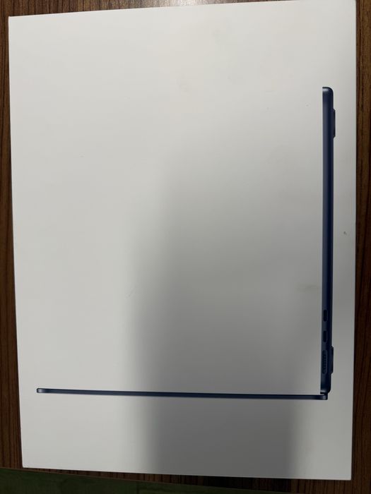 MacBook Air M2 (новый)