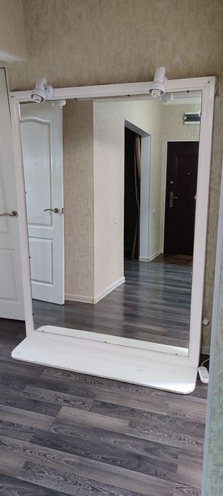 Напольное зеркало размер 135х185