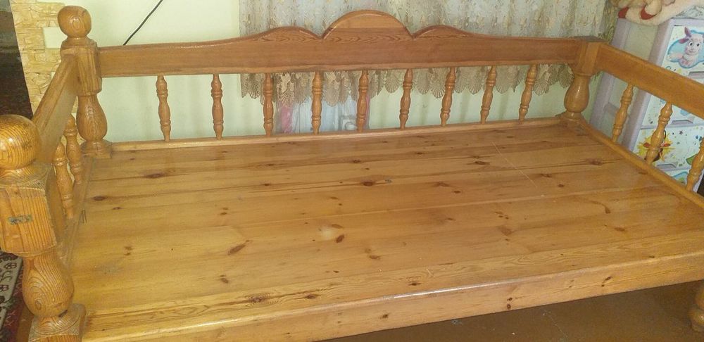 Kravat sotiladi tez va arzon