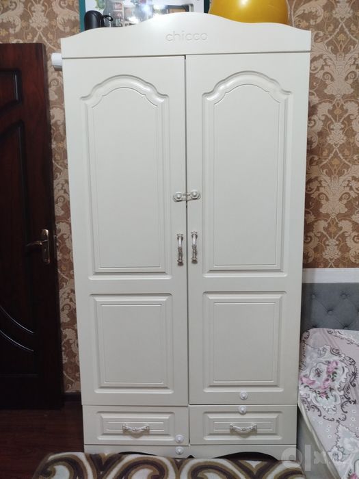 Detskiy mebel sotiladi