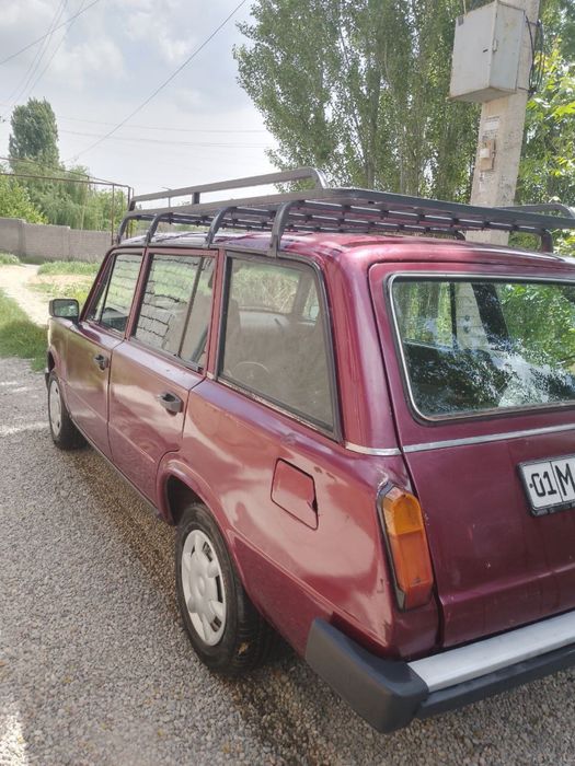 Jiguli 2102 sotiladi