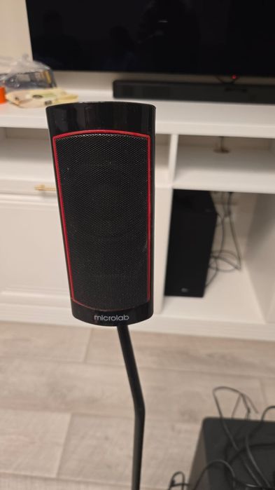 Сабвуфер и 5 колонок