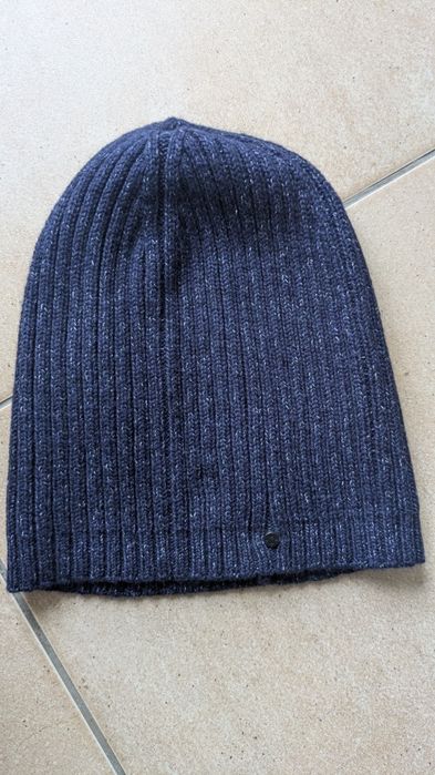 Căciulă din lână naturală premium, nouă cu etic