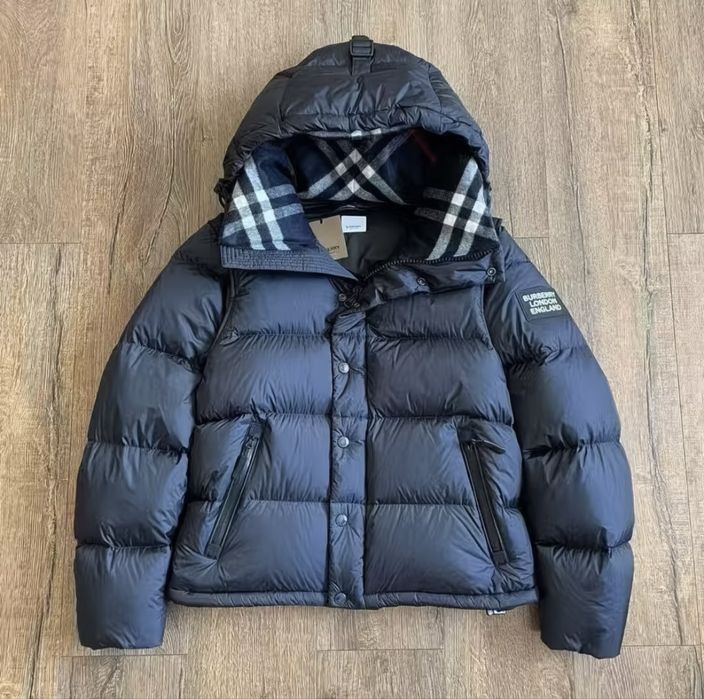 Куртка BURBERRY со сьемными рукавами