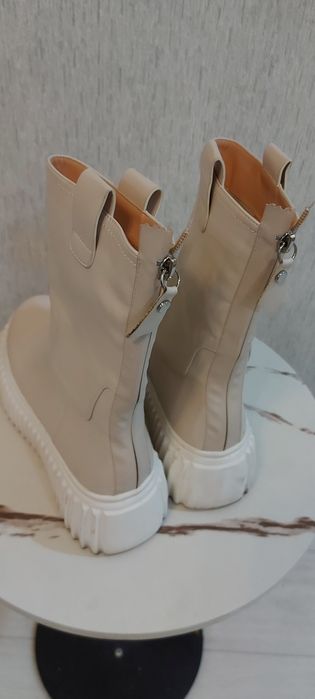 Полусапожки, очень стильные