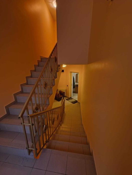 Продава се Къща в Добрич, Дружба 1 - 410 кв.м за 854 €/кв.м - Снимка #11