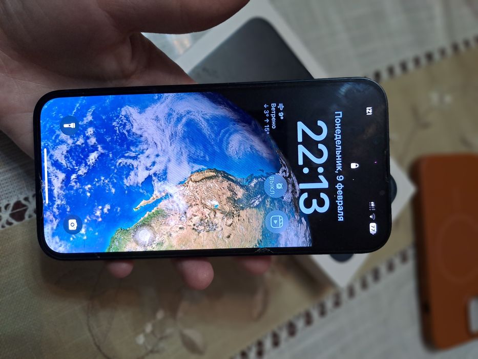 Продается Айфон 13