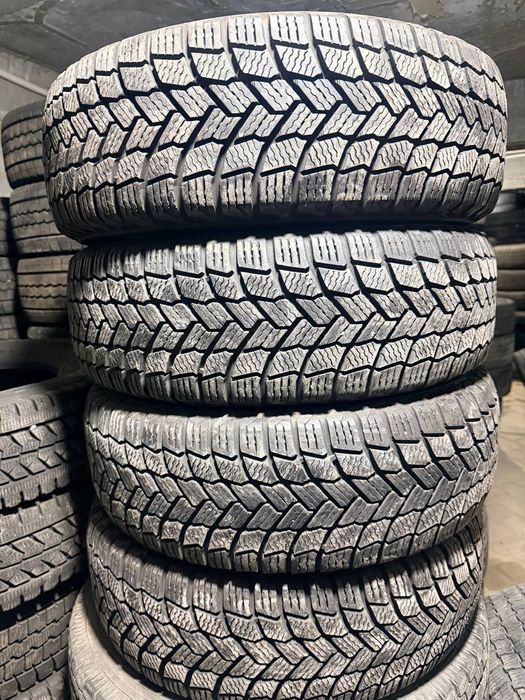 Michelin X Ice 195/65/15 продаю зимние колеса липучки в идеальном сост