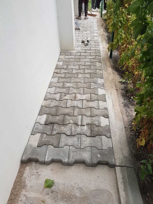 Редене на павета и тротоарни плочки, гранитни павета и бордюри Лозенец