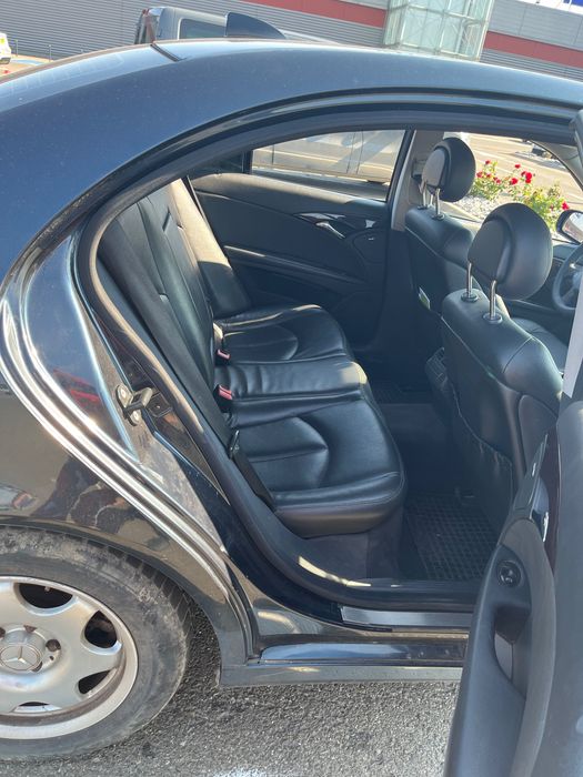 Mercedes E Class 220