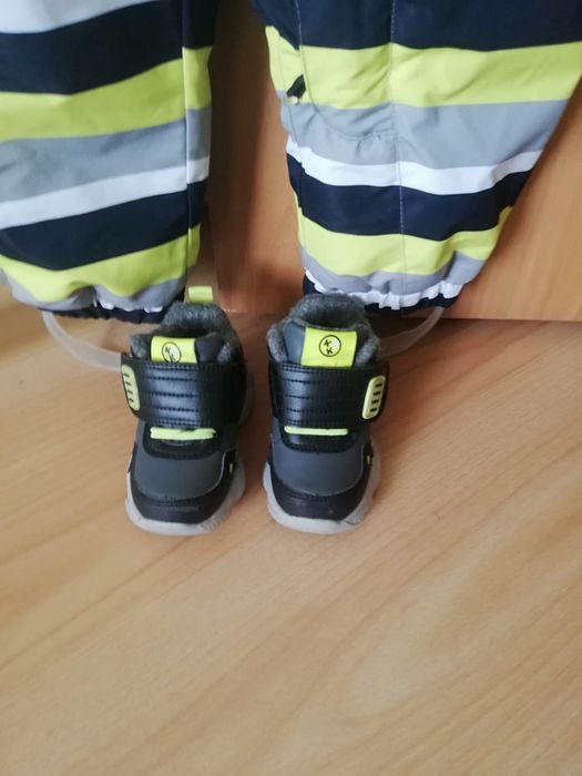 Продам комбензон и ботиночки