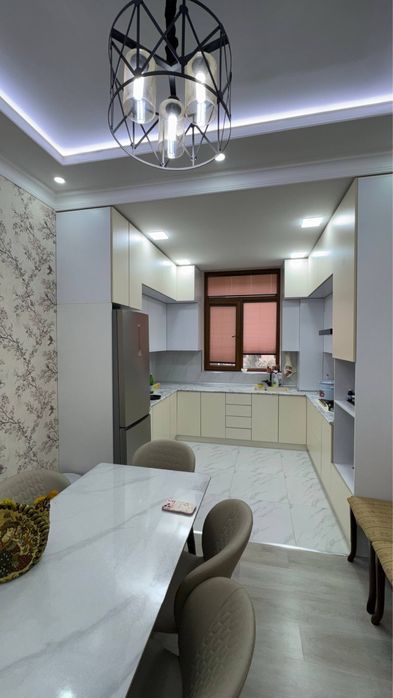 Продается 3-х комнатная квартира. Яшнабадский район. Ул. Шохсанам