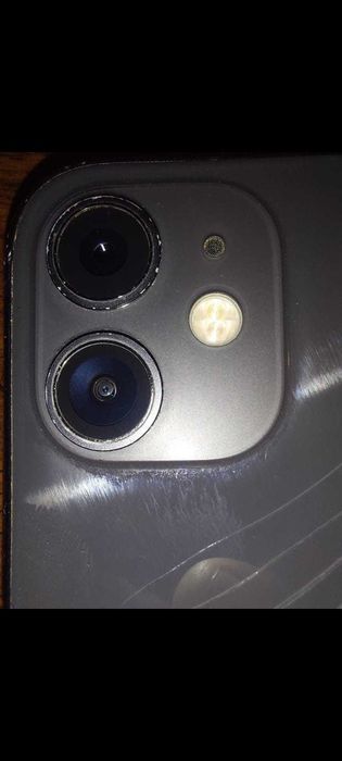 iPhone 11 - Pentru Piese - Blocat iCloud