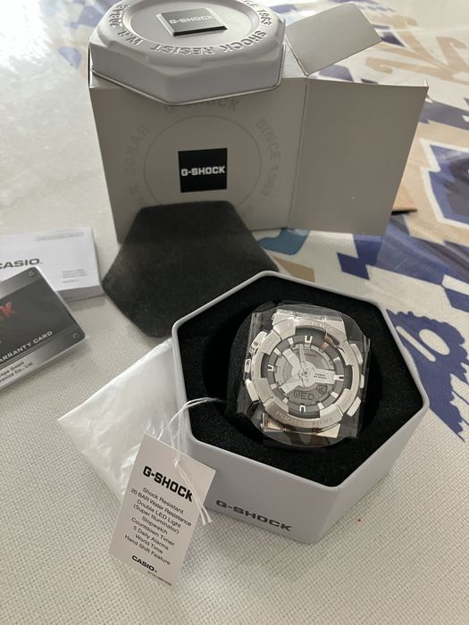 Продаю часы g-shock GM-S110-1AER