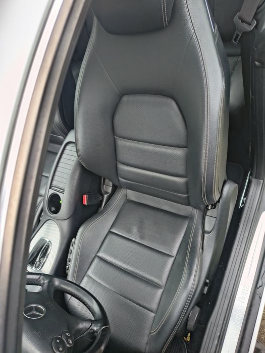 Кожен салон w207 предни кожени седалки