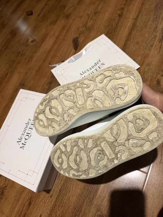 adidasi eleganti Alexander McQueen