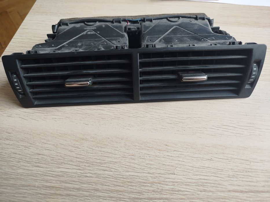 Audi a4 b7 b6  Централна конзола за въздух