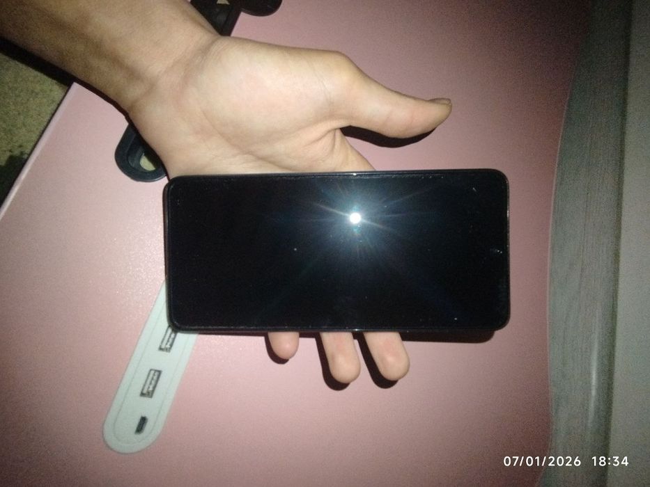 Redmi note 14 ideal zor telefon olinganiga  2 oy boldi