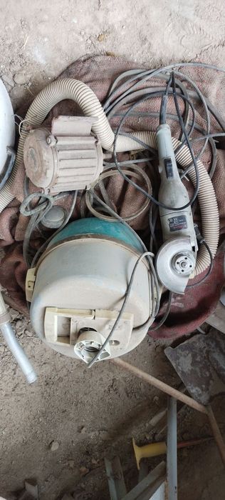 Sotiladi kelishamiz donasi 200 ming dan