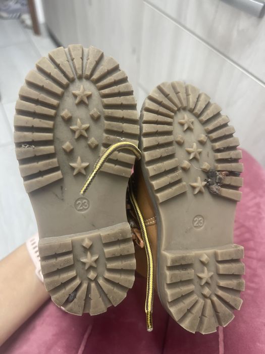 Ghetute iarna fila baietei marime 23