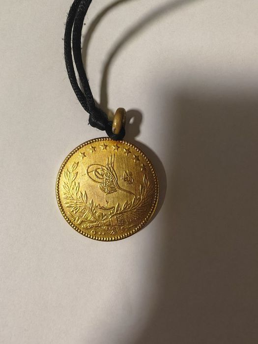 Aur de 14 k și 22 k