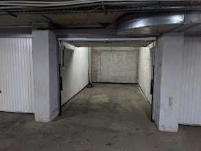 Дава се под наем Гараж / Паркомясто в София, Младост 1 - 17 кв.м за 127.5 € - Снимка #2