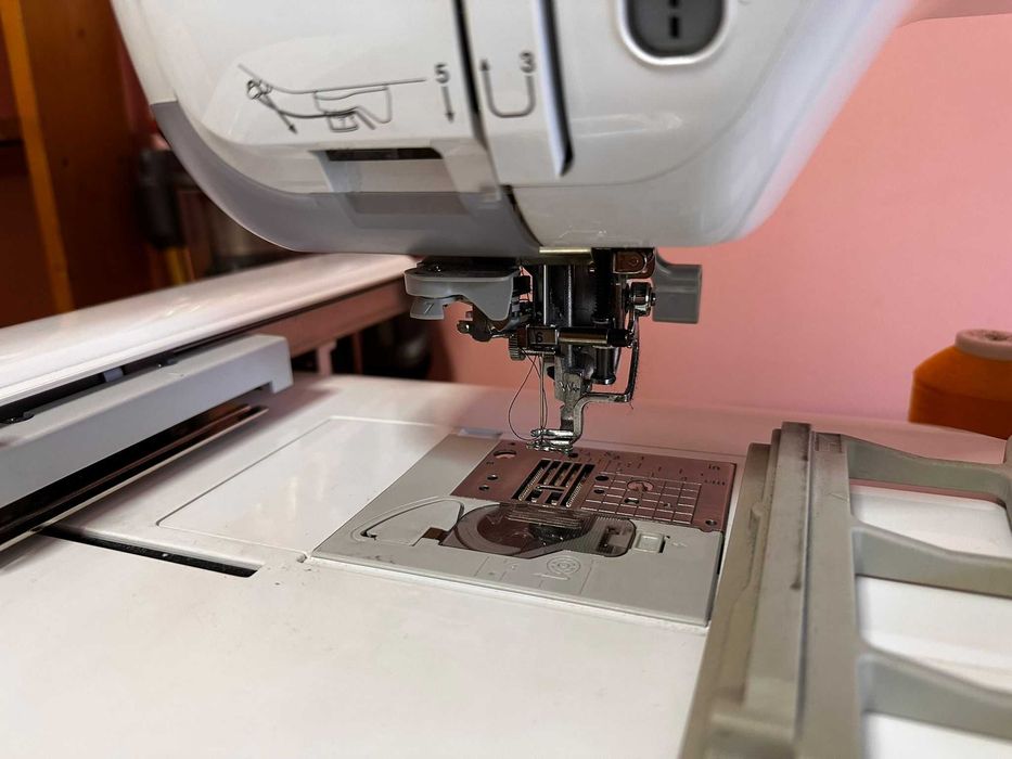 Masina de brodat Brother Stellaire Innov-is xj1