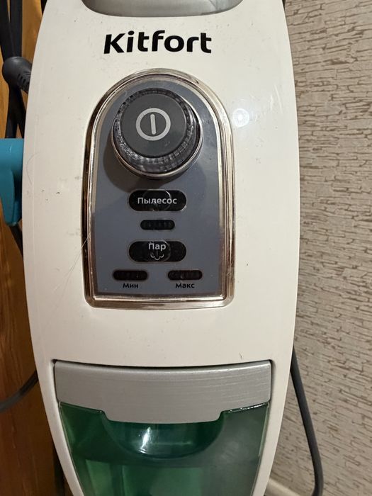 Продам вертикальный моющий пылесос