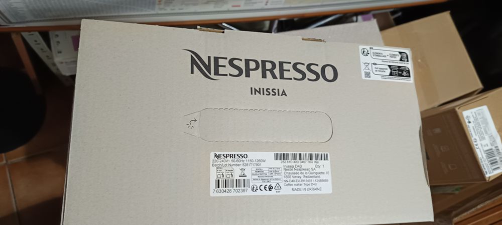 Aparat cafea cu pastile Nespresso inisia nou