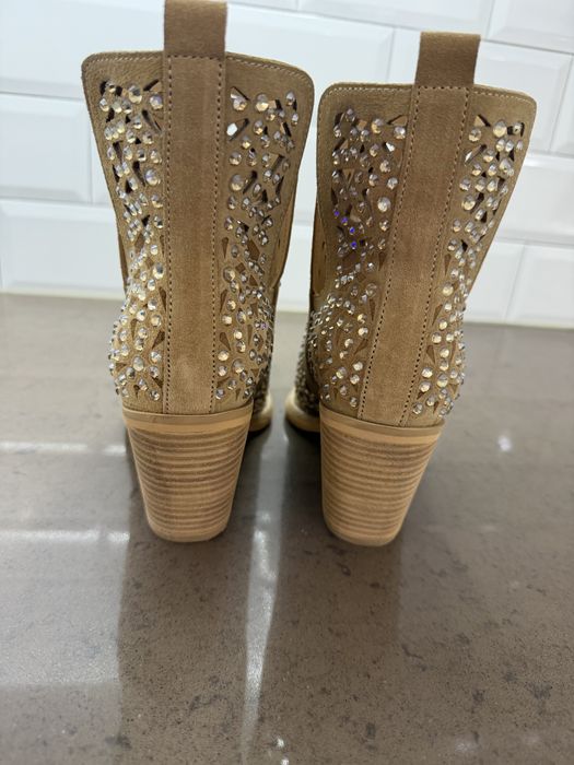 Нови боти Alma en Pena