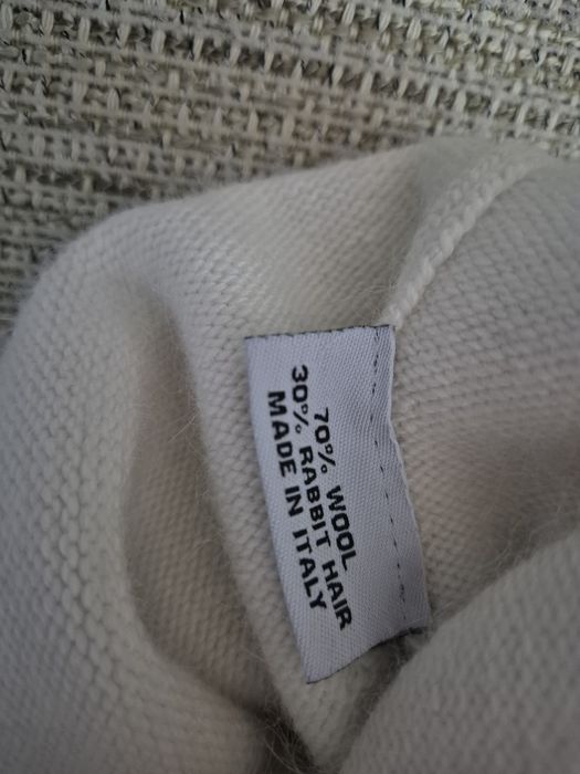 Шапка с естествен пух