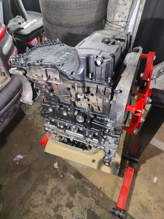 Mercedes OM651 2.2 дизел двигател на части